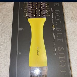 Blow-dryer Brush  DRYBAR
